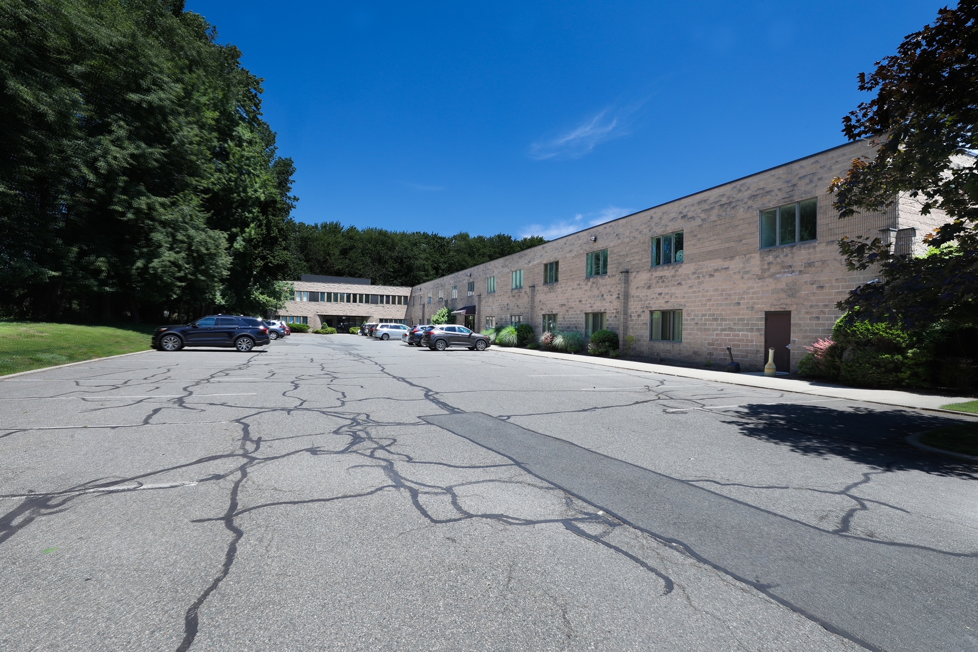 Office Space Available For Lease at 7 Reuten Dr, Closter, New Jersey 07624